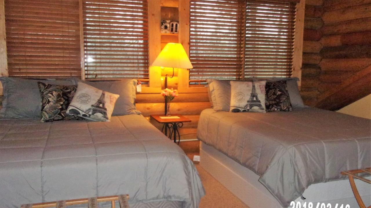 The Cub Inn B&B โกรฟแลนด์ ภายนอก รูปภาพ
